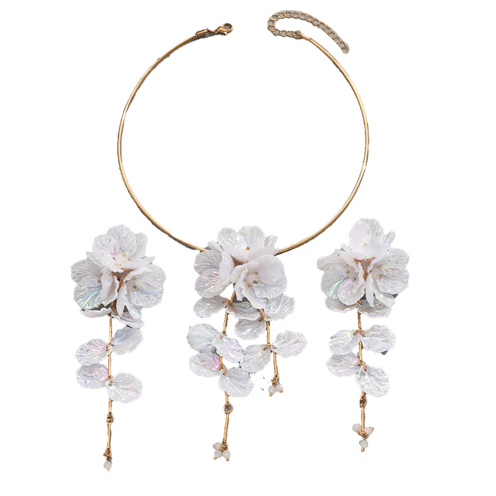 

Комплект украшений «Цветущая природа» с удобной посадкой: ожерелье и серьги для повседневных или торжественных случаев