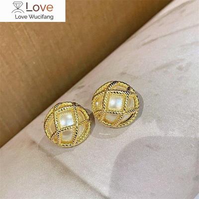 Simple Fashion Hollow Out Pearl Stud Earrings  New Korean Style Brincos Jewelry Wholesale