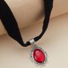 Neue Personalisierte Kreative Ovale Geschnitzte Muster Anhänger Halskette, Geeignet für Damen Gothic Urlaubs Schmuck Accessoires