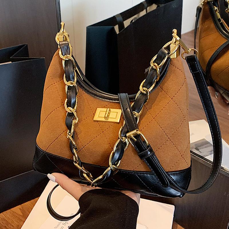 Premium diamond chain underarm bag women's 2025 new versatile retro messenger bag retro commuter dumpling bag