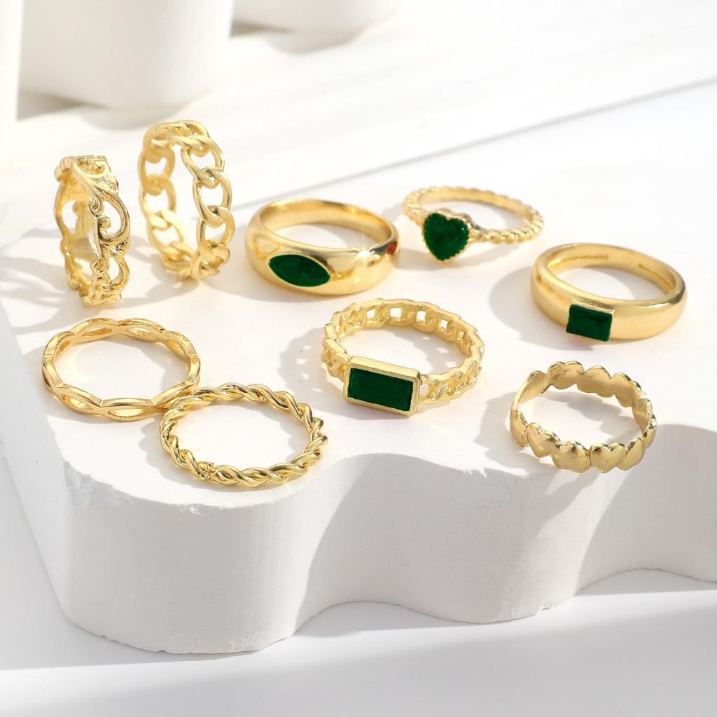 Retro Imitation Emerald Love Ring, Creative Peach Heart with Diamond Hollow Chain Ring Nine-piece Set for Women