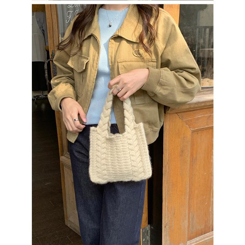 Borsa a Mano in Filato di Lana per Donna Borsa a Spalla in Maglia