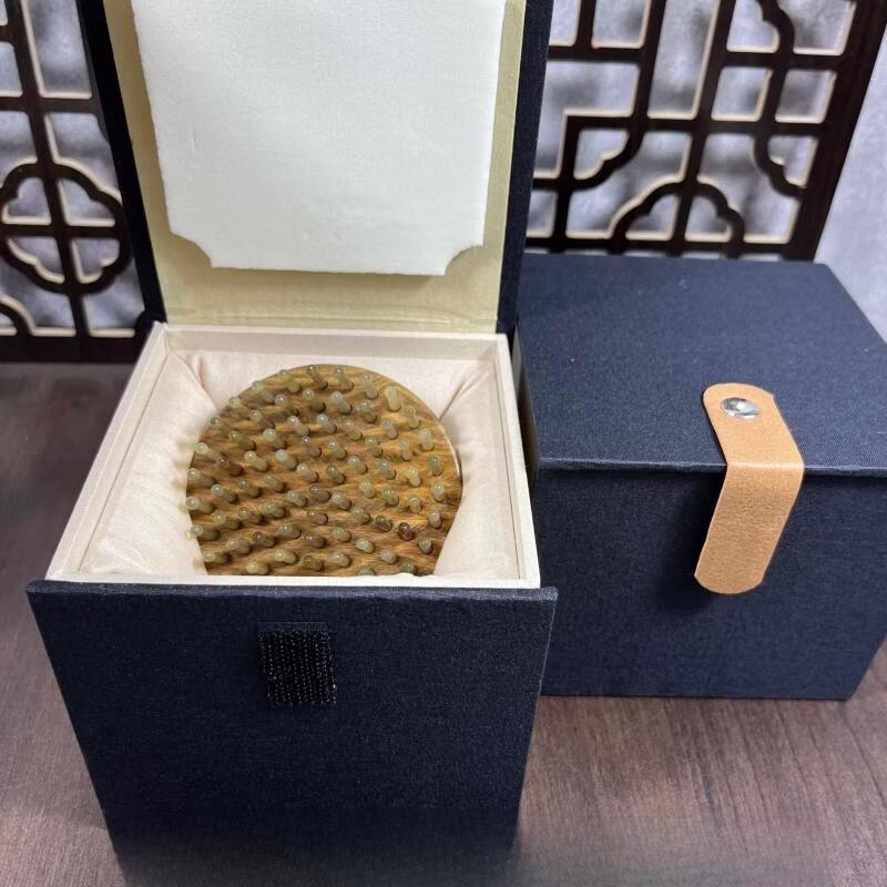 Green Sandalwood Horn Massage Comb