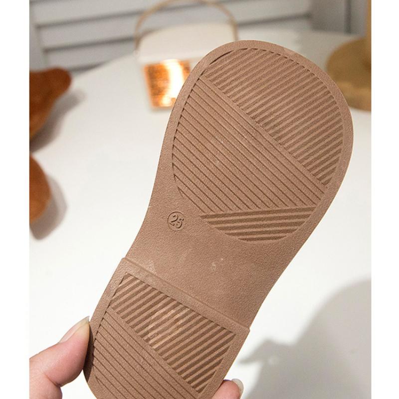 Girls Spring New Round Toe Internet Celebrity Fashion Embroidered Leather Shoes