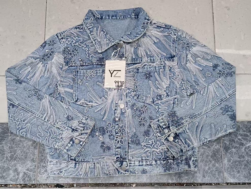 2025 Spring/Autumn Loose Lace Floral Embroidered Denim Jacket