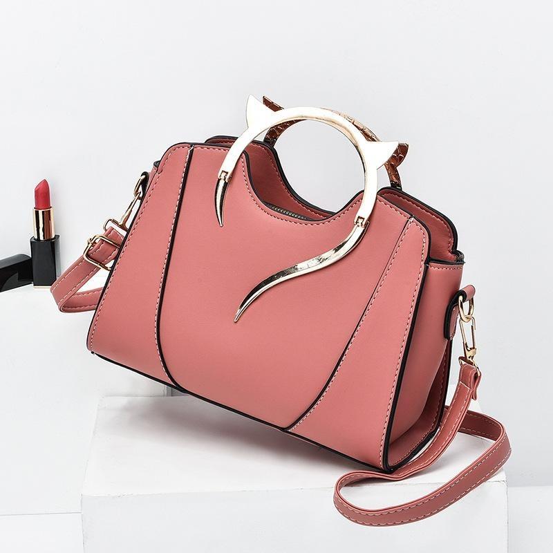 2026 Women's Portable Bag Fashion Simple Casual Messenger Shoulder Bag