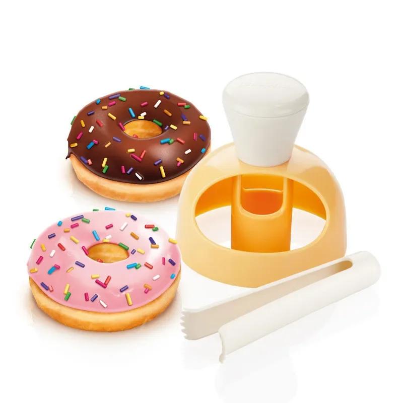 Gadgets Donut Mold Cutter Creative Kitchen Accessories Food Desserts Maker Supplies Kitchen Cooking Decorating Tools