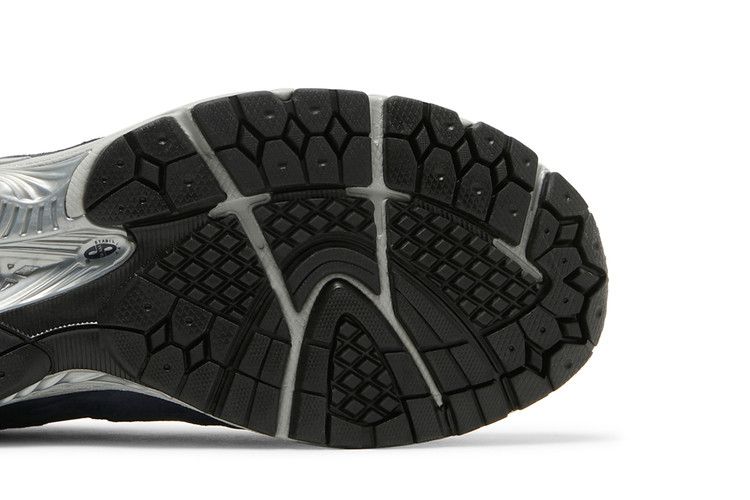 Men's Sneakers New Balance 2002R 'Navy'