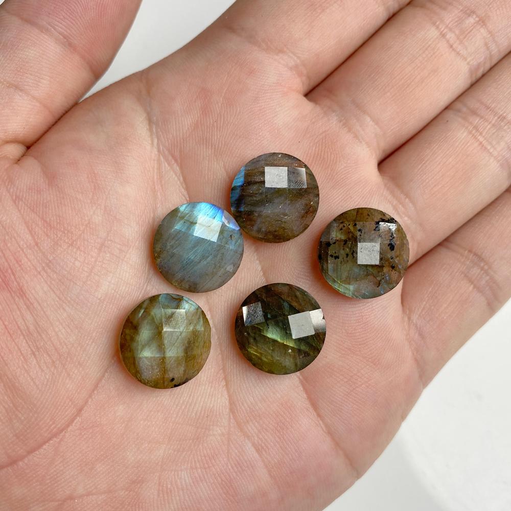 15MM Quality Faceted Round Shape Labradorite Charm No Hole Natural Gem Stone For Jewelry Making Wholesale 1PC