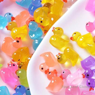 50/100 buc Rățuște Mini Rășină cu Paiete Rățuște Animale Mici din Rășină Figurine de Ascuns Strălucesc în Întuneric Figurine Rățuște Mici