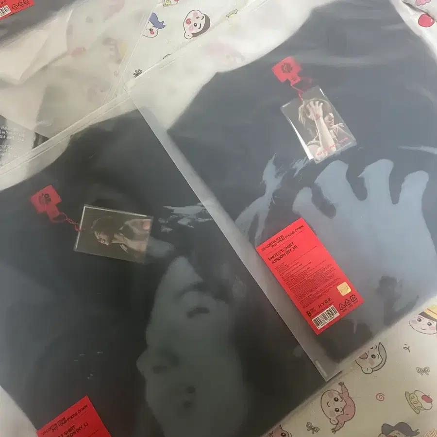 Tricou Foto CORTIS 26 TOUR (Juhoon M/Seonghyeon M, L) Nedeschis