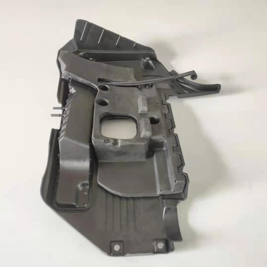 BMW 7 Series F01 Engine Cover Plate (Part 11127578858)