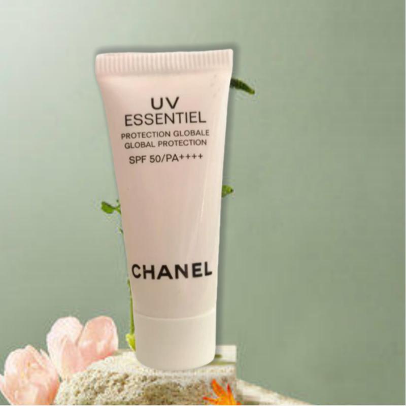 CHANEL Uv Essentiel Spf 50 – Pa++++ (Global Protection Anti-Pollution Broad Spectrum Sunscreen) Travel Size Sample