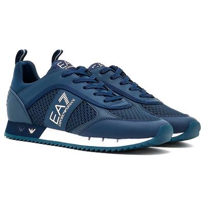 Unisekso stiliaus avalynė – Sportbačiai