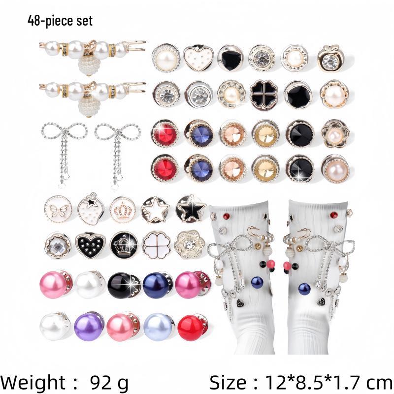 Gold Socks Charm Brooch: Shiny Jewelry Pin and Safety Pin for Sock Accessories