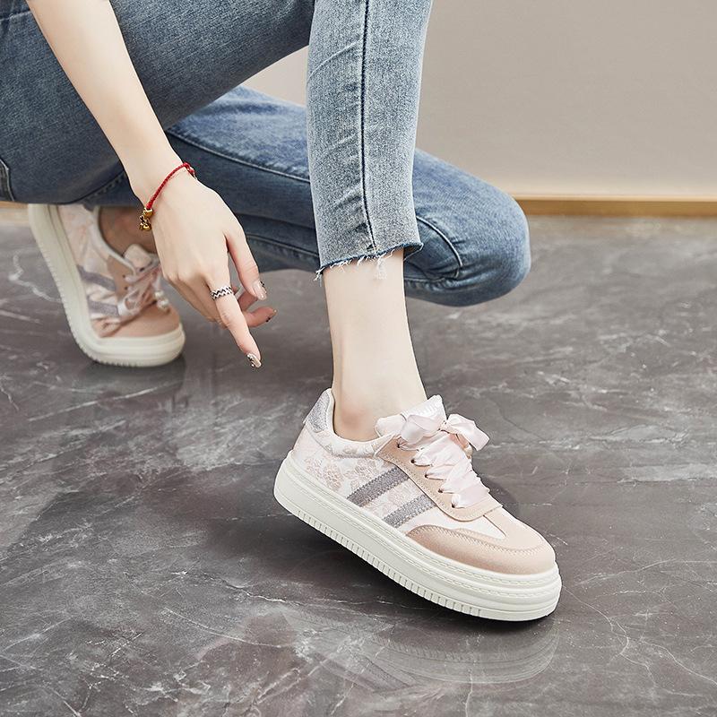Spring and Summer New Breathable Casual Shoes Women's Fashion Versatile Color Matching Board Shoes Student Platform White Shoes