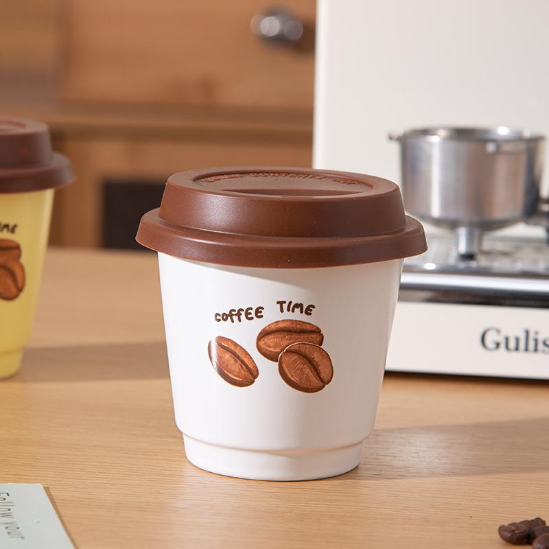 

Coffee bean small hand ceramic mug with lid niche high value coffee water cup outdoor office drinking cup 230ml