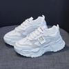 Nya Andningsbara Luftnätssneakers för Kvinnor Vår Höst Tjocka Sulan Casual Sport Löparskor Flicka Student Atletiska Skor