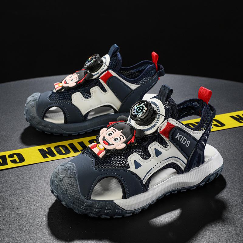 Children's 2025 Summer Rotating Button Closed-Toe Water-Resistant Breathable Sandals