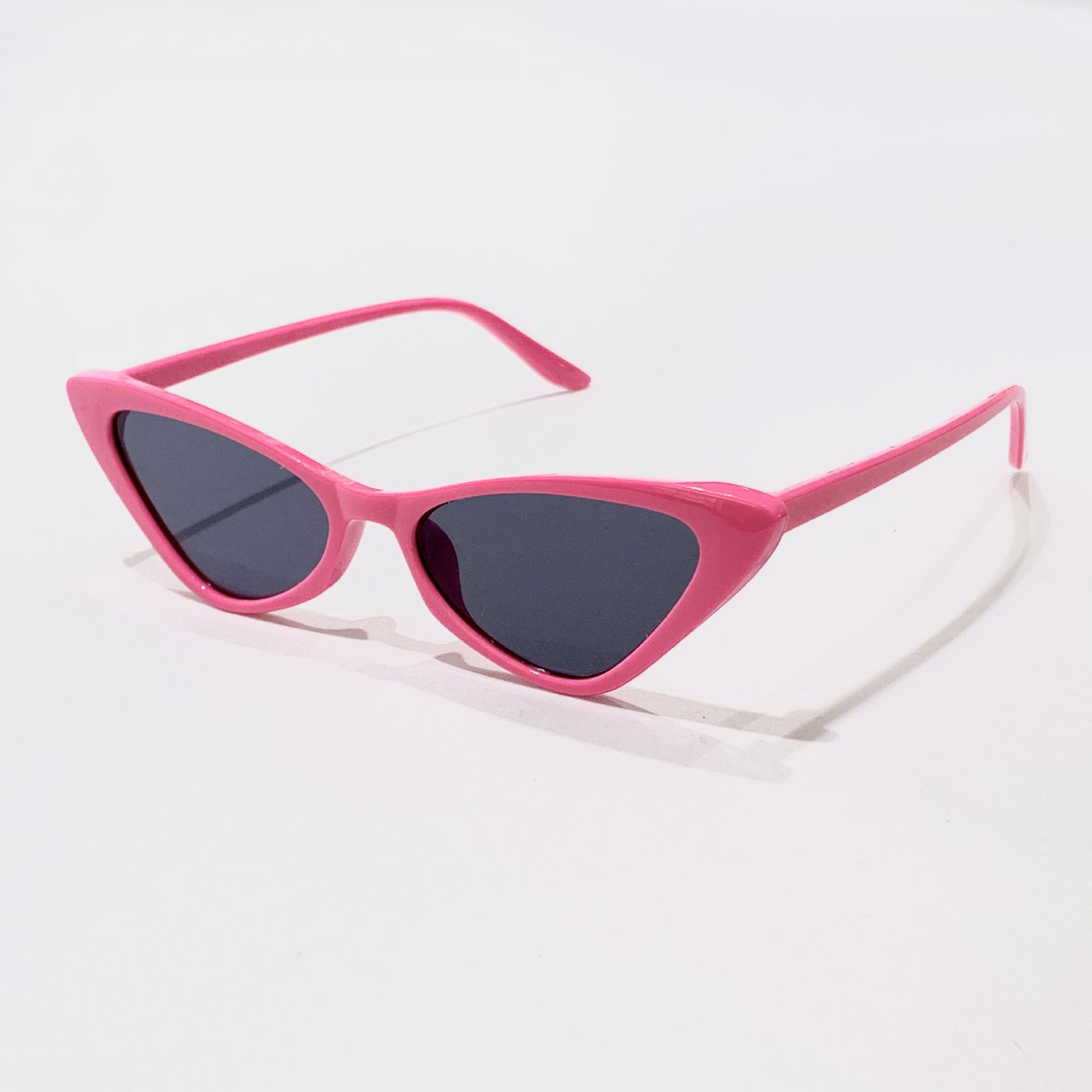 Korean Retro Triangle Cat Eye Sunglasses - Trendy  Fashionable for Women