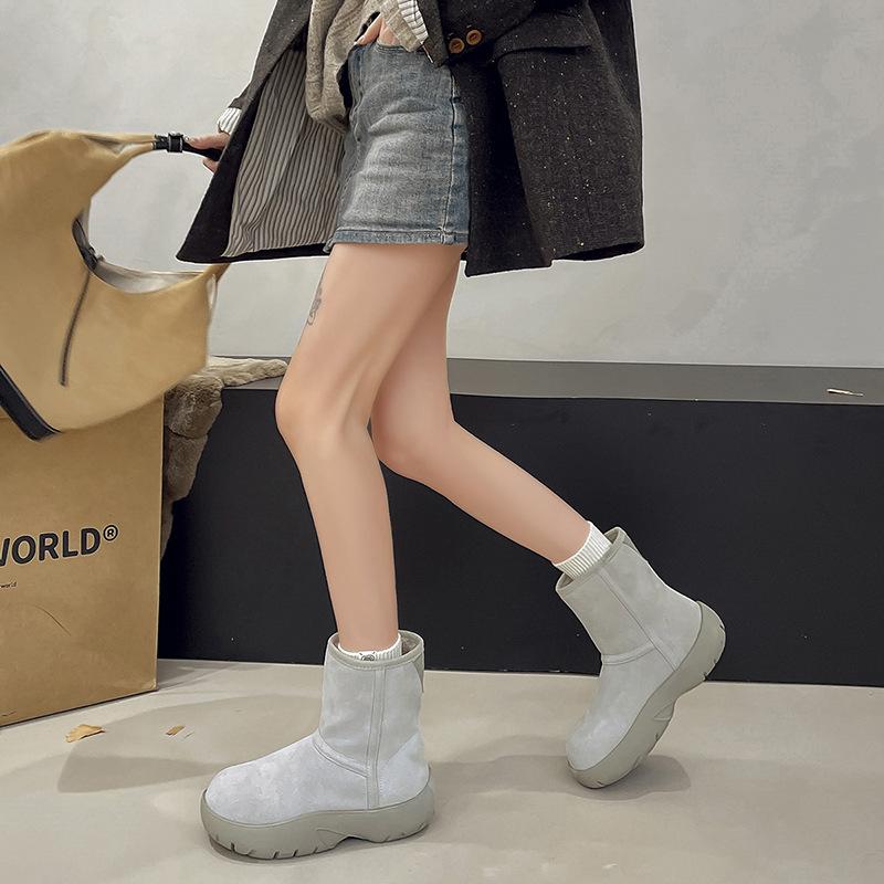 Snow boots women's small inner height increase 7.5cm cotton boots 24 winter new short boots thick-soled piled thickened cotton shoes