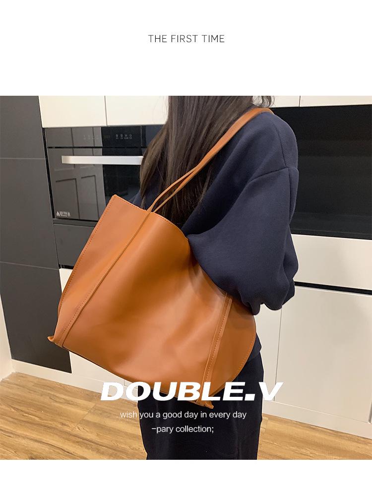 Autumn Women's Large Capacity Retro Commuter Tote - Versatile High-End Shoulder Bag