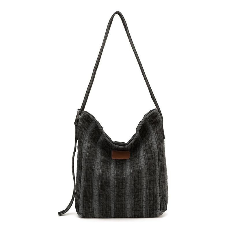 Tote Bag Water Bucket Casual Women's Bag Shoulder Crossbody Bag for Commuting Large Capacity Bag