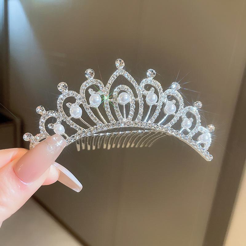 Pearl Diamond Heart Crown Headband: Exquisite Fashion Headdress for Brides