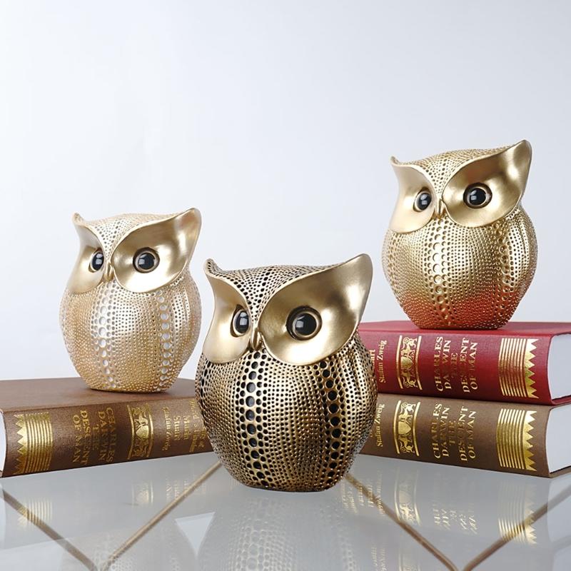 Dots Owl Statue Decorative Figurine Ornament for Home Office Resins Crafts Animal Sculpture for Book Shelf and TV Stand