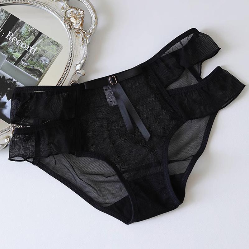 Pure Lace Underwear for Women Mid Waist Sexy Lingerie Black Fungus Edge Mesh Breathable Hip Lifting Hollow Out Quick Drying Panties