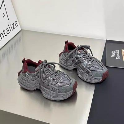 Leather Suction Film Sole Dad Shoes Women's 2024 Autumn New Flat-soled Sports Shoes Retro Women's Shoes Casual Platform Shoes Women
