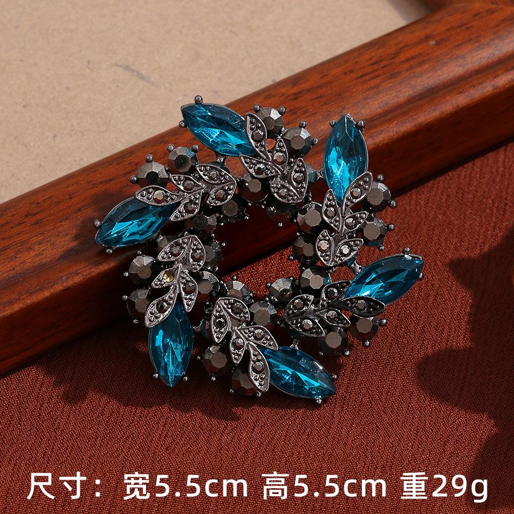 Fashion Crystal Bauhinia Brooch Women's Coat Accessories Premium Light Luxury Wreath Brooch Pin