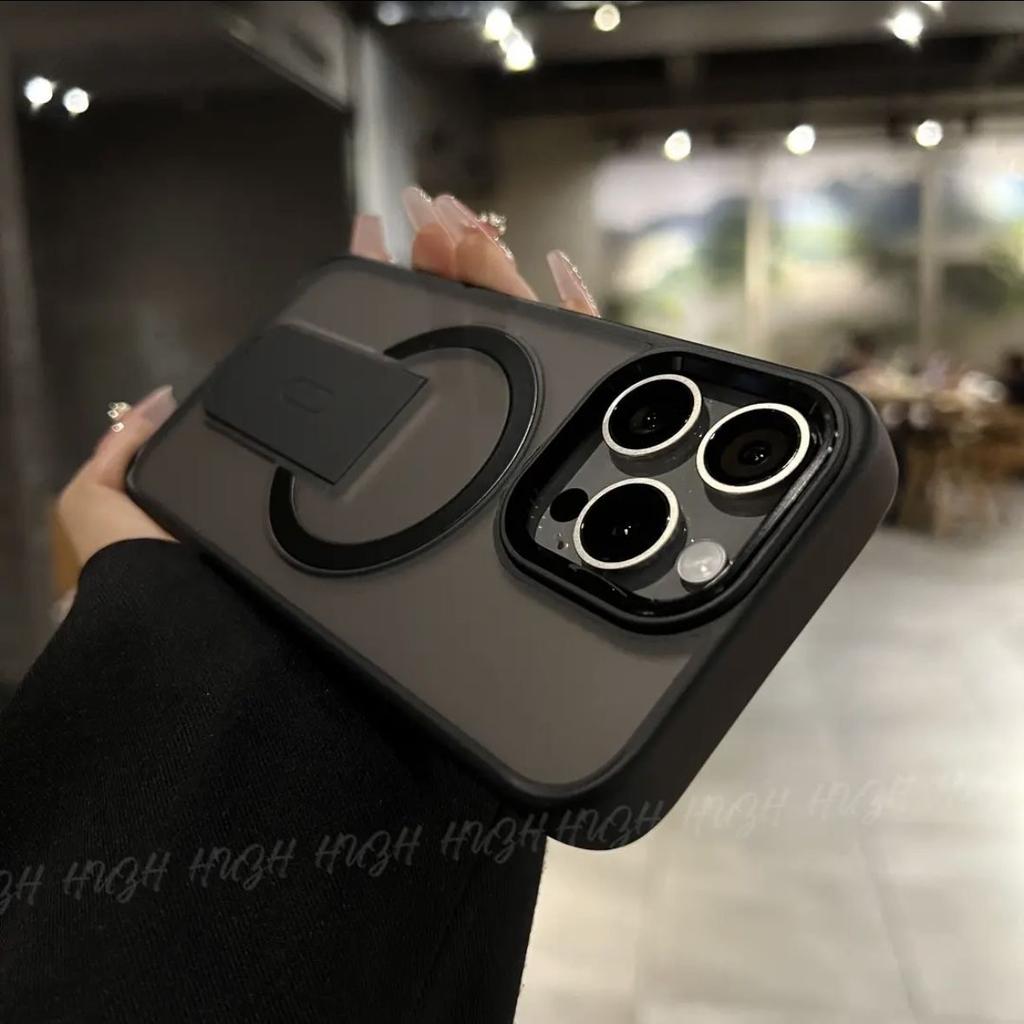 17Pro Xuan Yin Invisible Magnetic Bracket for IPhone 16 Phone Case for Apple 15PROMAX Matte Shell