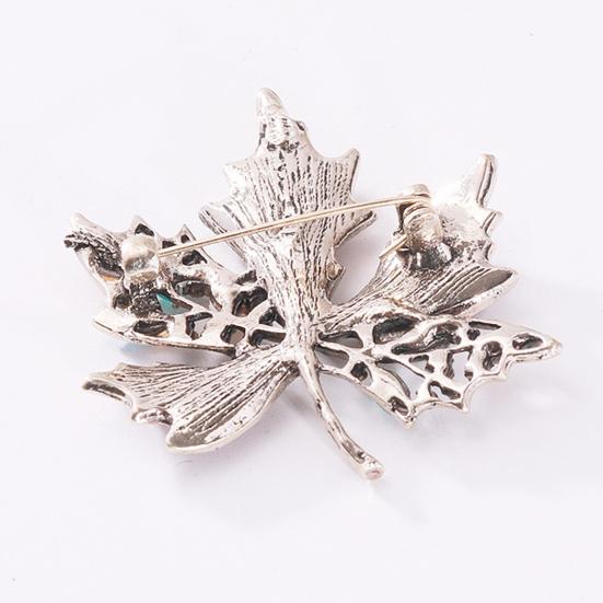 Brooch Pin Autumn Maple Leaf Design Zinc Alloy Pin with Rhinestone Inlay Suits Coats Sweaters Badge Formal Wear Accessory