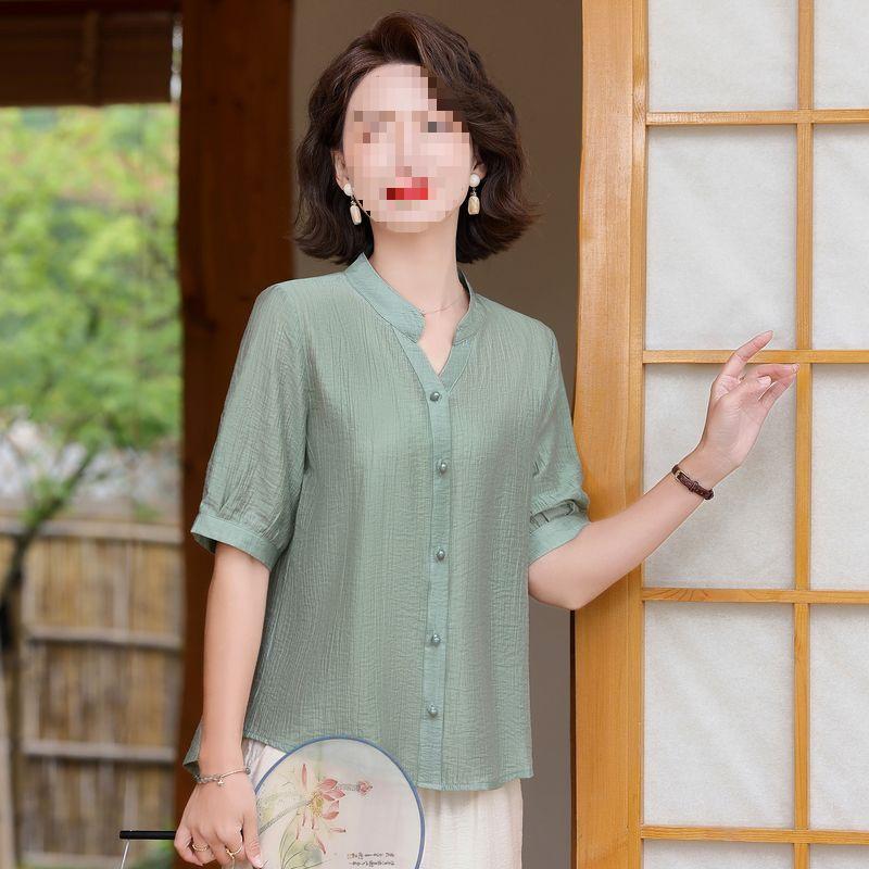 Summer Two-Piece Set: Elegant Short-Sleeved Top & Bottoms for Middle-Aged and Elderly Mothers