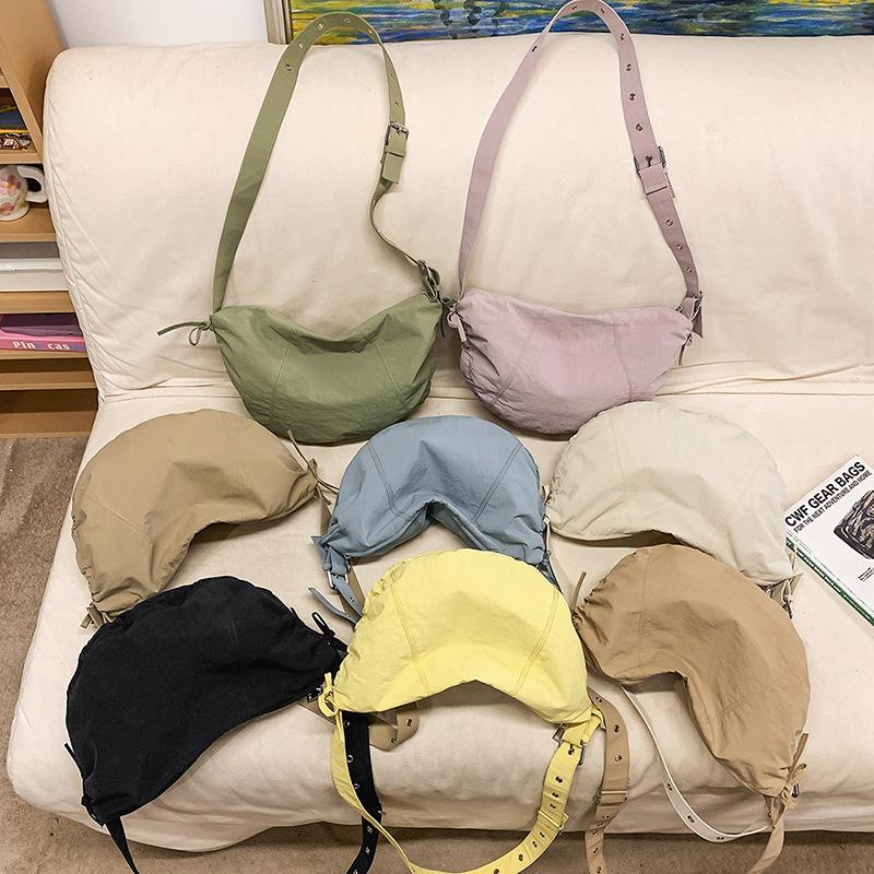 Fashionable and Trendy Dumpling Bag Crossbody Single-shoulder Bag for Commuting