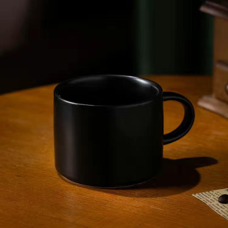 Jednobarevný Jednoduchý hrnek Šálek na cappuccino Šálek na kávu Nordic Style Keramický šálek na vodu Šálek na kávu Šálek na mléko Šálek na snídani
