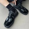 Fashion Tabi Shoes for Men Women Genuine Leather Casual Sports Shoes Lace Up Unisex Suede Low Top Shoes Niche Design Split Toe Senakers