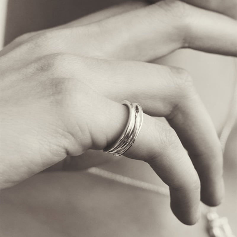 FLIT SAND DUNE TWIST RING