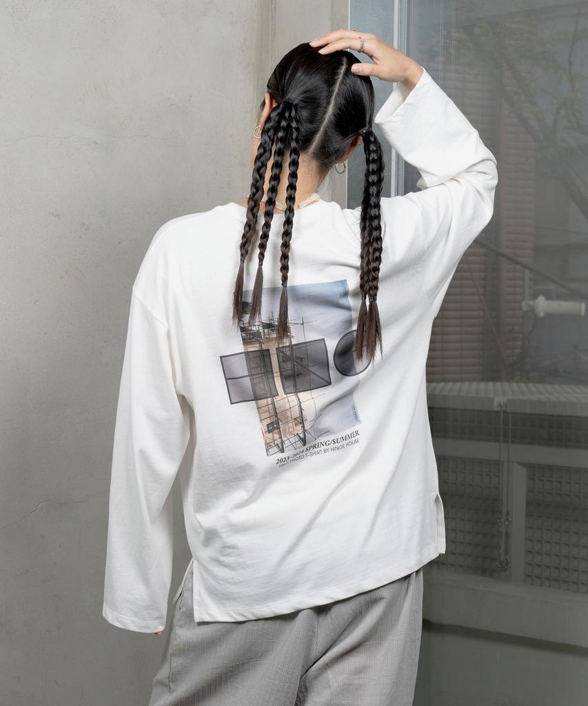 HINGE Hng Photo T-Shirt / Off-White