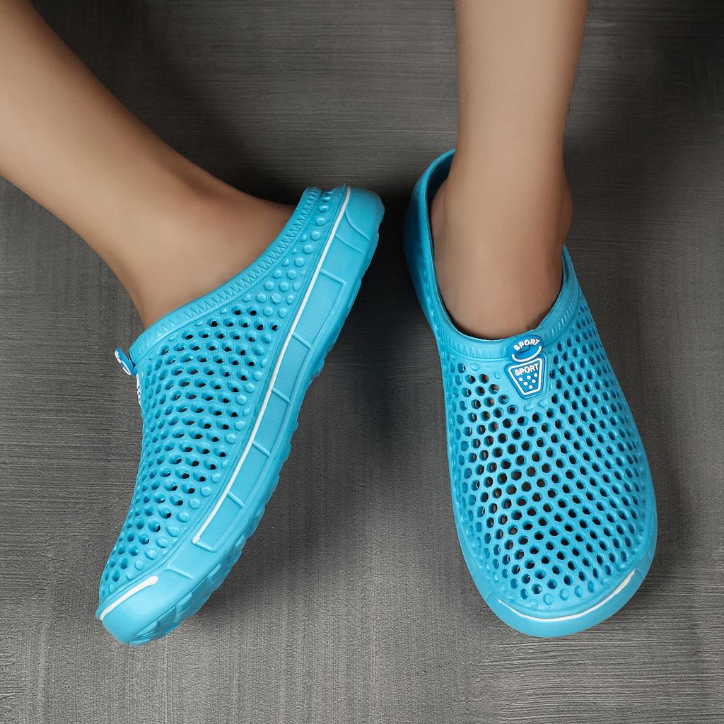 Comfortable Men Pool Sandals Summer Outdoor Beach Shoes Men Slip on Garden Clogs Casual Water Shower Slippers Unisex