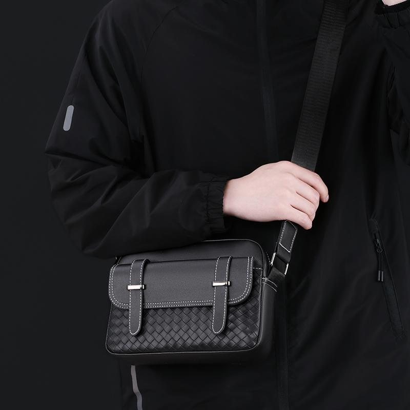 Men's Crossbody Bag Multi-compartment Business Shoulder Bag