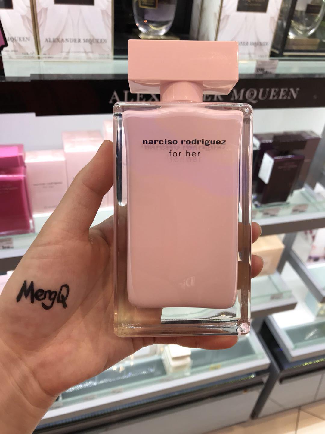 

Narciso For Her Женская парфюмерная вода - Свежая и стойкая, Доступна в объемах 30 мл/50 мл 100ml