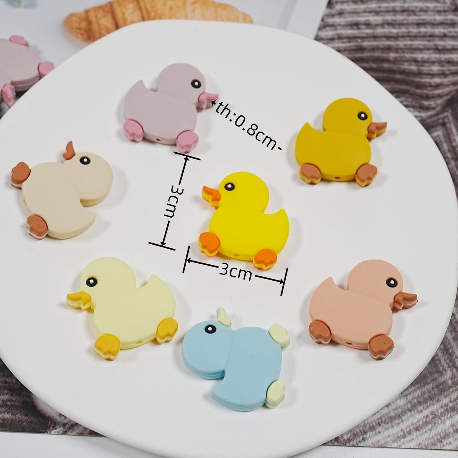 21Pcs Cartoon Animals Silicone Beads Duck Spacer Beads Silicone Focal Beads for Jewelry Making DIY Necklaces Bracelet Keychain Lanyard Crafts