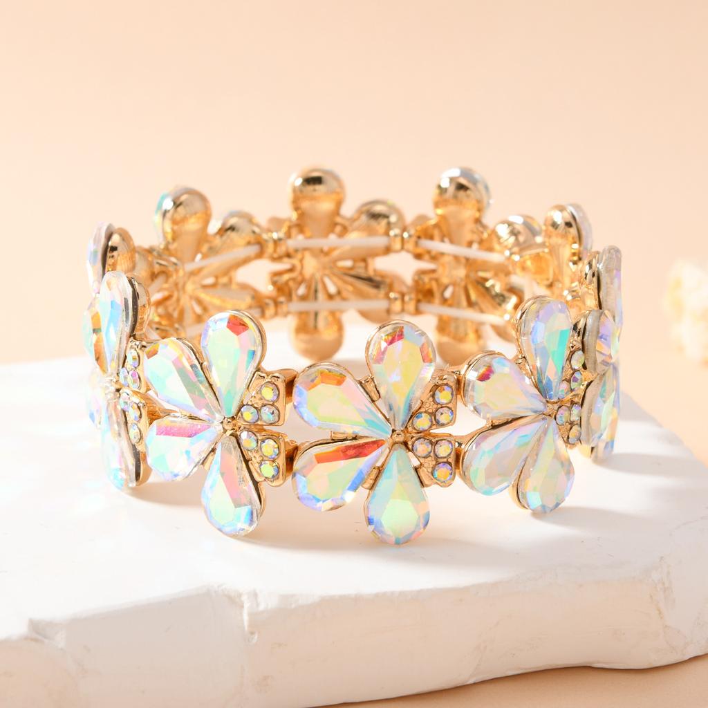 New Design Trend Fashion Elegant Sparkling Crystal Flower Elastic Bracelet Bangle For Women Party Evening Gown Jewelry Accessory