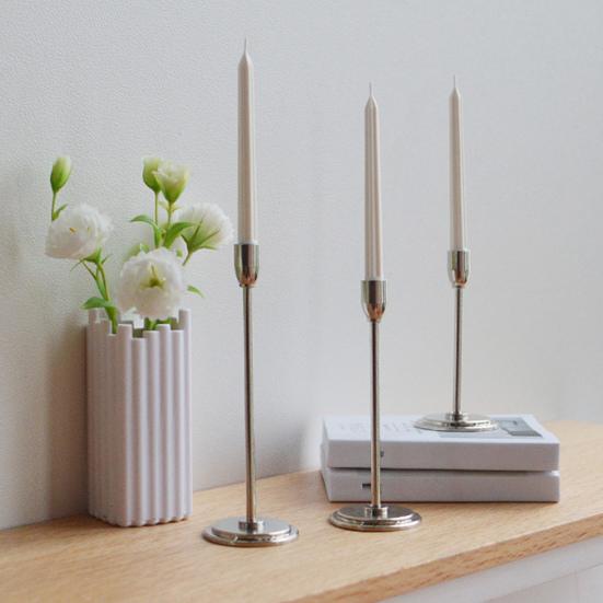 

3шт мини-подсвечник реалистичный сплав 1:6 кукольных домиков при свечах, обеденный стол, подсвечник, аксессуары для кукол