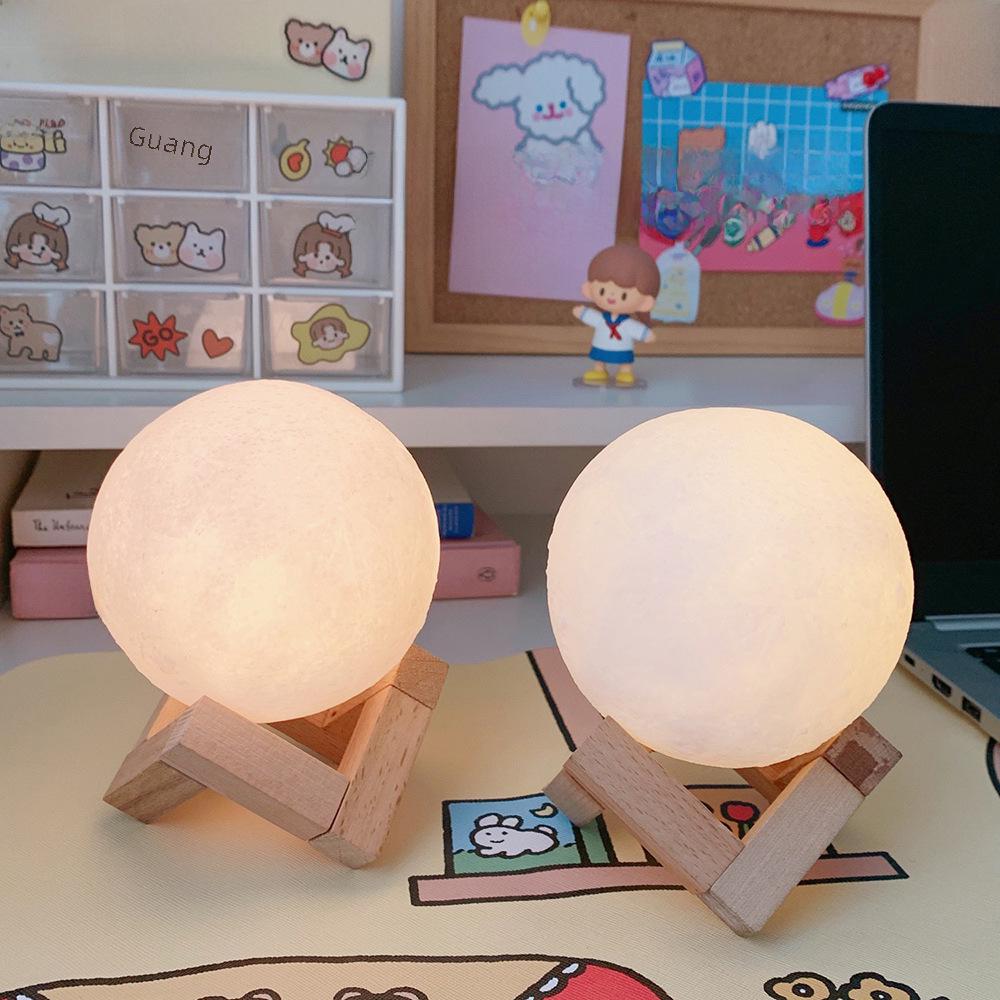 Romantisches Mondnachtlicht: Perfekte Nachttischlampe und Geburtstagsgeschenk für Freundinnen