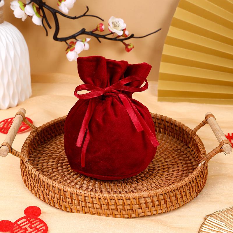 European Style Velvet Round Candy Bag - Creative Wedding & Festival Favor with Drawstring