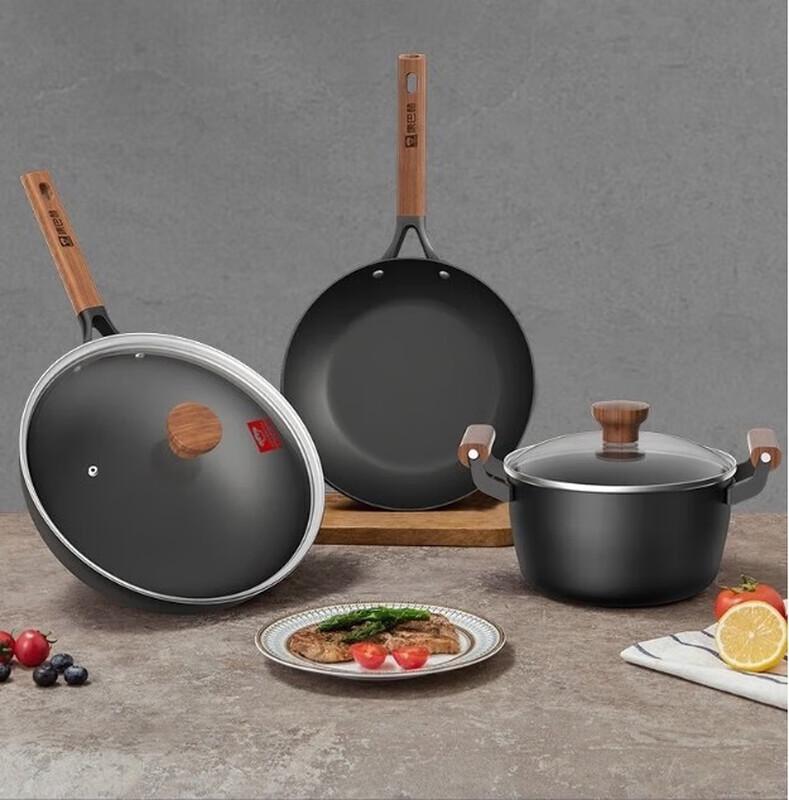 Kobach Titanium Non-stick Cookware Set