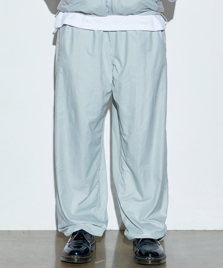 SCULPTOR Paneled Wind Pants Sage